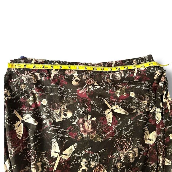 Thorn & Fable High Low Skirt Skull Print Whimsy Goth 1X Romeo Juliet Quotes - Picture 7 of 8